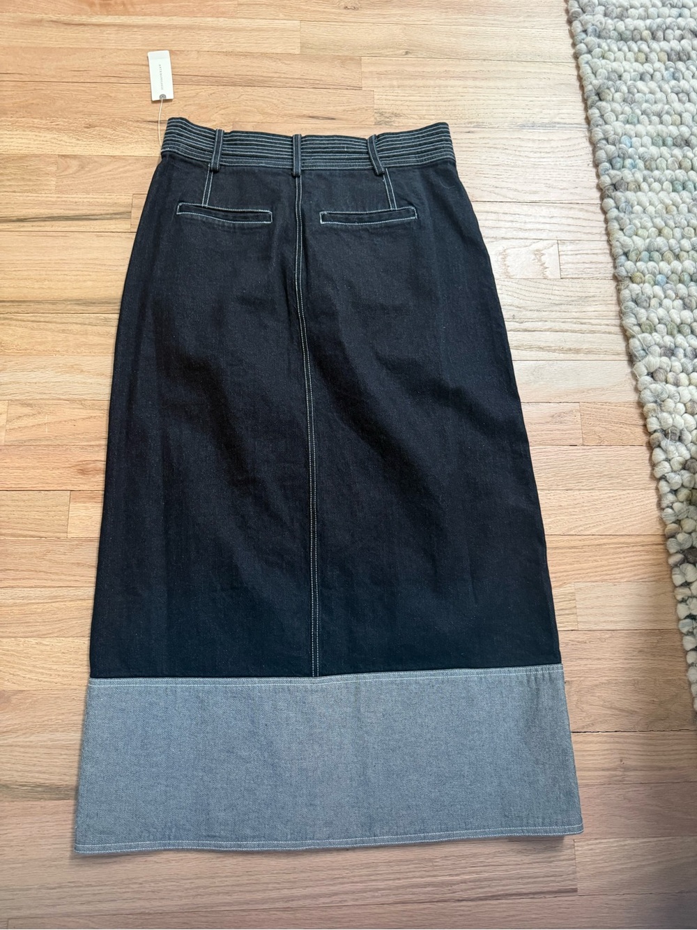 Great Price! Cute NWT Contrast Split Hem Denim Midi Skirt by Pilcro/Anthro! Sz 8 - Picture 6 of 8